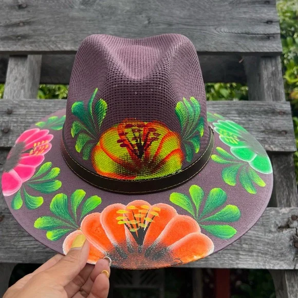 🆕 Hand-Painted Artisan Panama Hat Made in Mexico – Floral Design - Picture 4 of 6
